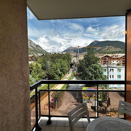 Appartement Centre Ville Pied De Piste Briancon Bagian luar foto