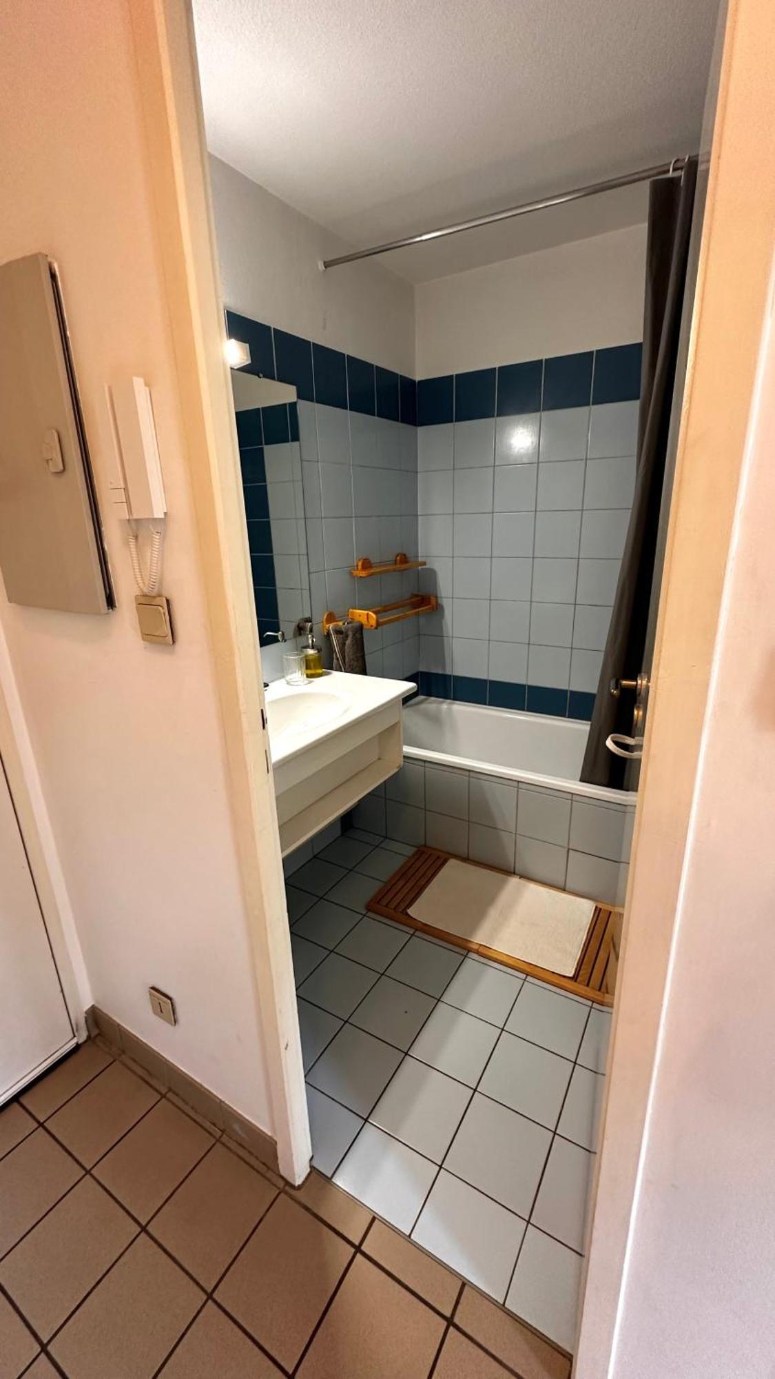 Appartement Centre Ville Pied De Piste Briancon Bagian luar foto